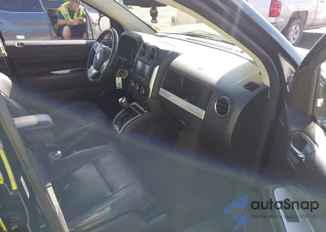 2016 Jeep Compass High Altitude Edition z USA, uszkodzony, nr VIN 1C4NJDEB9GD709145